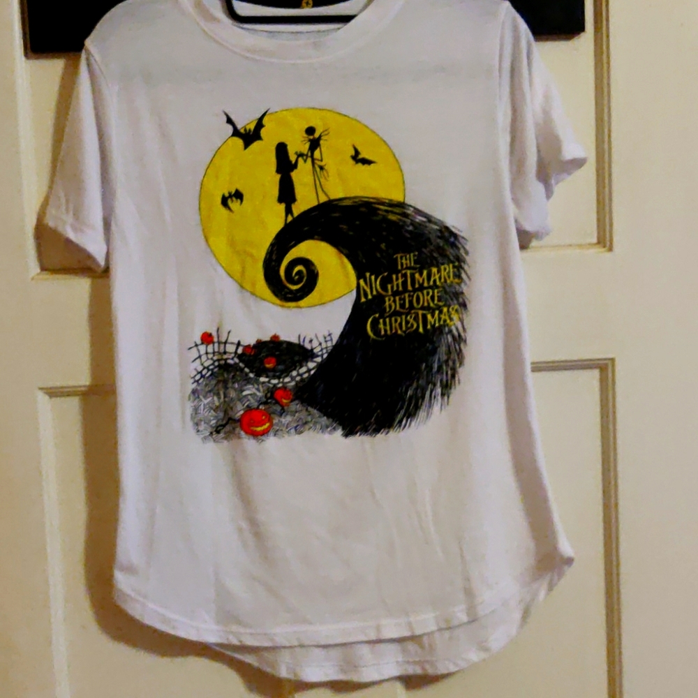 Short sleeved top